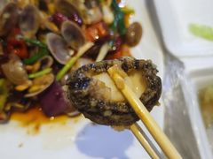 -覃记海鲜美食餐厅