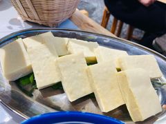 炸石屏包浆豆腐-王奋斗贵州酸汤牛肉火锅