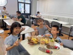 -BabyMonster小怪兽亲子派对·餐厅乐园(金月湾店)