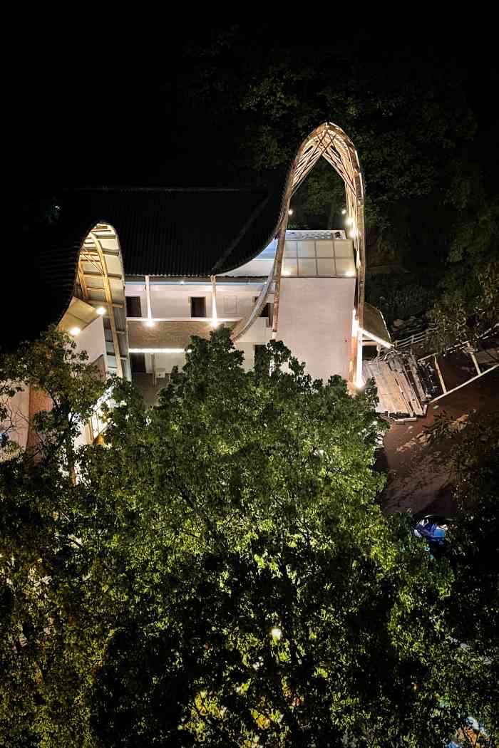 巴倒烫重庆陆派火锅(南山总店)-"【位置】重庆南岸区南山(建议开车