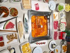 -海底捞火锅鲜切牛肉主题店(长寿路店)