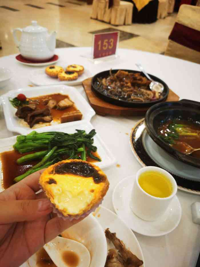 南京东骏海鲜酒家-"服务差!海鲜分量不足!服务一直非常差.