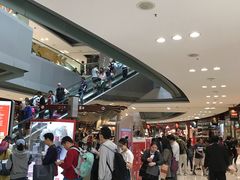 -东荟城名店仓
