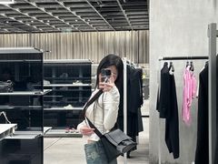 -BALENCIAGA(恒隆广场店)