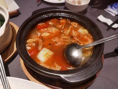 番茄酸汤海鲜煲-小炳胜(卓悦中心店)
