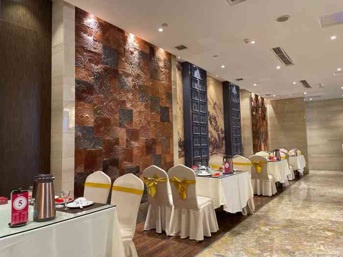 鑫复盛大酒店(白沙河店)-"去青岛出差,当地同事带我去的,我到哪就爱.