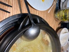 -一朵菌·野生菌探索家火锅(南亚店)