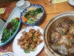 -快乐老家三鲜饺子东北菜(南六中路店)