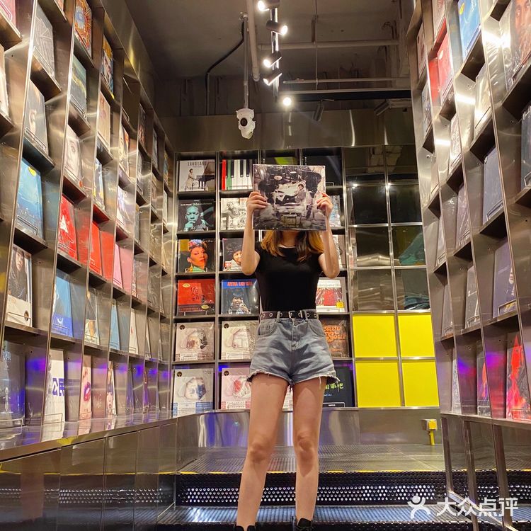 深圳看展|超级黑胶工厂💽首个黑胶特展来啦
