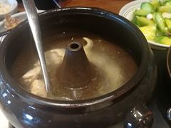 -云海肴·汽锅鸡·云南菜(天山百盛优客店)