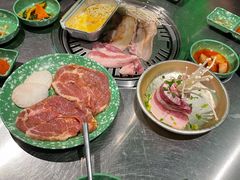 -欧巴炭烤肉오빠숯불구이(南京东路店)