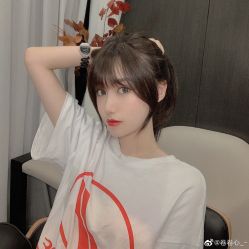 -东秀护肤造型