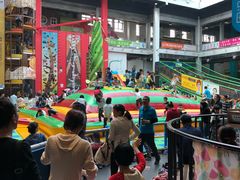 -蒙特利亲子乐园