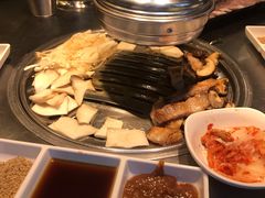 -韩聚屋韩国烤肉餐厅(新北万达店)
