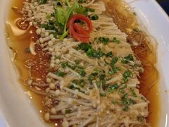 蒜蓉金针菇-侬佳蒸菜馆(听潮店)