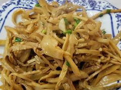 -邱记私房菜·十八年本地菜