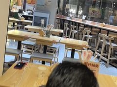 -魔都三兄弟酸辣粉·蘸卤炸串(虹桥万科店)