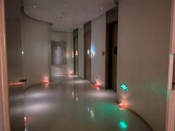 -依霖·艺术·SPA