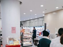 -全家便利店(上海南站站店)