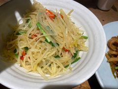-聚鑫朋酸菜肥肠(文艺路口店)