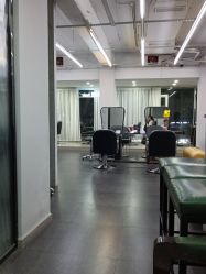 -诗悦发型SALON·圣罗兰店