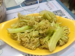-黄师奶甜品店