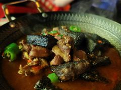-罗霸蛮老岳阳大排档·鲜货烧烤·土吊子煨砂锅烧菜