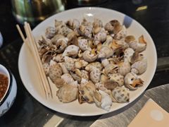 -三亚火车头万人海鲜广场