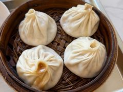 -老西白点心店