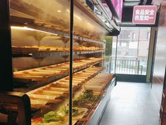 -佰人王串串香火锅(洋珠巷店)