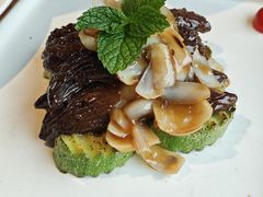 百合西葫芦炒羊肚菌-汝是素•文创素食馆(金月湾店)