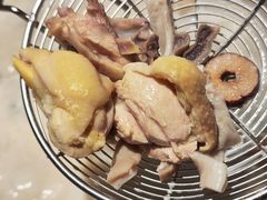 猪肚鸡肉-尚尚仙·酸汤猪手·猪肚鸡火锅(华联万柳购物中心店)