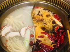 -欠火锅·水牛毛肚·团建聚餐·生日宴(何山路店)