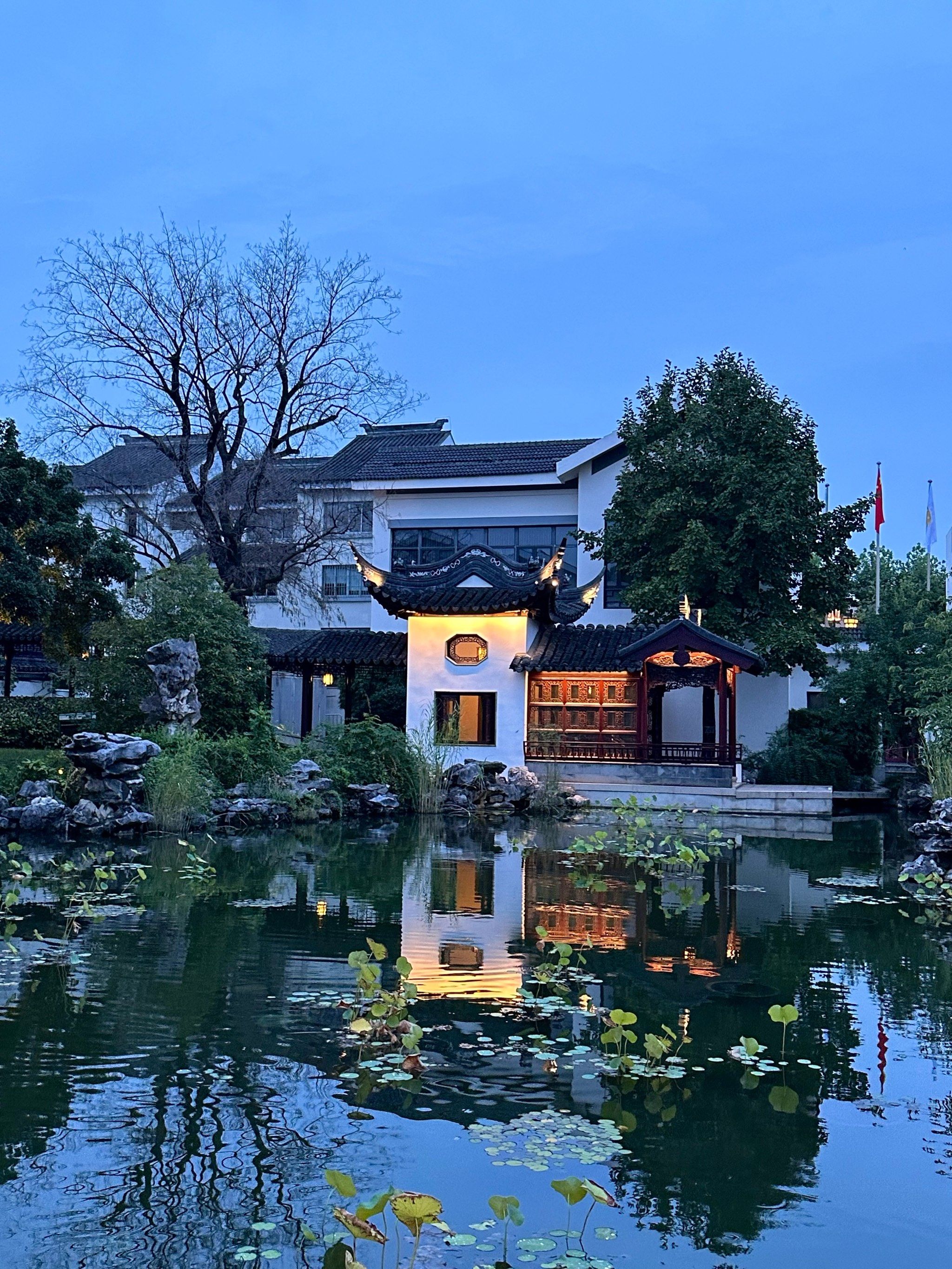 苏州!真的好喜欢这样的江南庭院餐厅啊