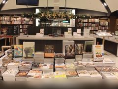 -诚品(信义店)