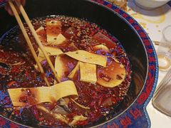-何师傅美蛙鱼头(汉街店)