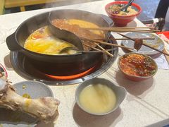 -钢管厂五区小郡肝串串香火锅(梅川路店)