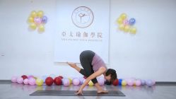 -亚太瑜伽普拉提学院