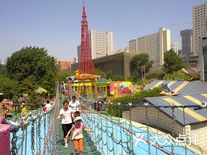 瀋陽中山公園動物園索橋