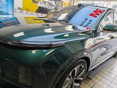 -车水马龙3M汽车贴膜冠军店隐形车衣改色膜(漕宝路中环店)