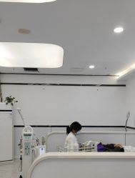 -蕾特恩专业祛痘·皮肤管理