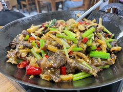 干锅牛杂-牛八宝桂林米粉(八里庄店)