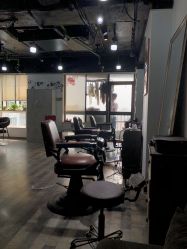 -纯剪男士理发馆·烫染专业店