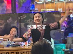 -茅台镇网红溶洞餐厅·茅帮菜馆