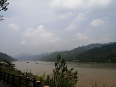-羚羊峡古栈道森林公园