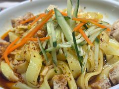 -巴依兄弟西域美食(机场店)