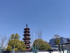 -龙华寺