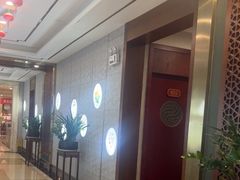 -颐而康·按摩·艾灸·足疗(武陵大道店)