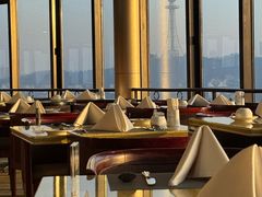 -汇泉王朝大饭店-旋转餐厅(南海路店)