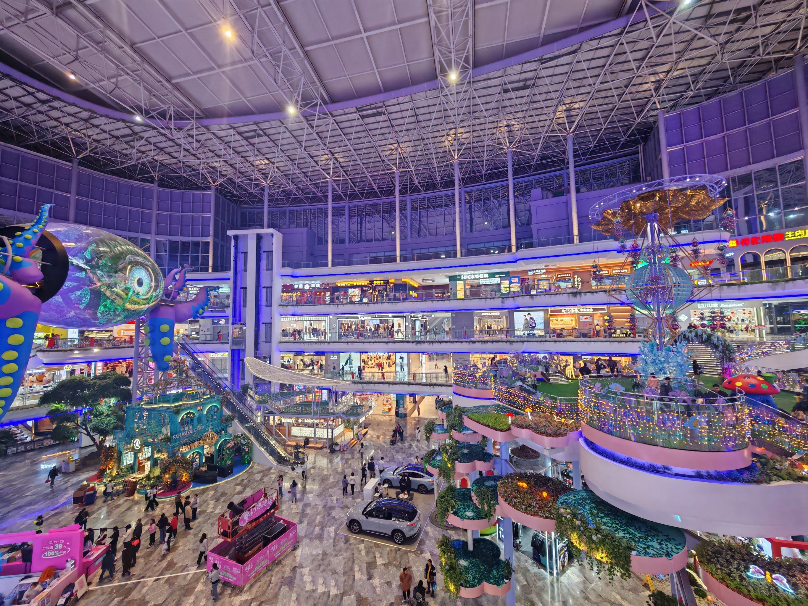 0元玩转这座城
位于小榄泰丰附近的商场"汇丰城"挺不错,各种大型